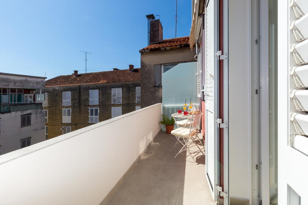 Central Boutique Apartments With Balconies, In Walking Distance To The Sea Zadar Exterior photo