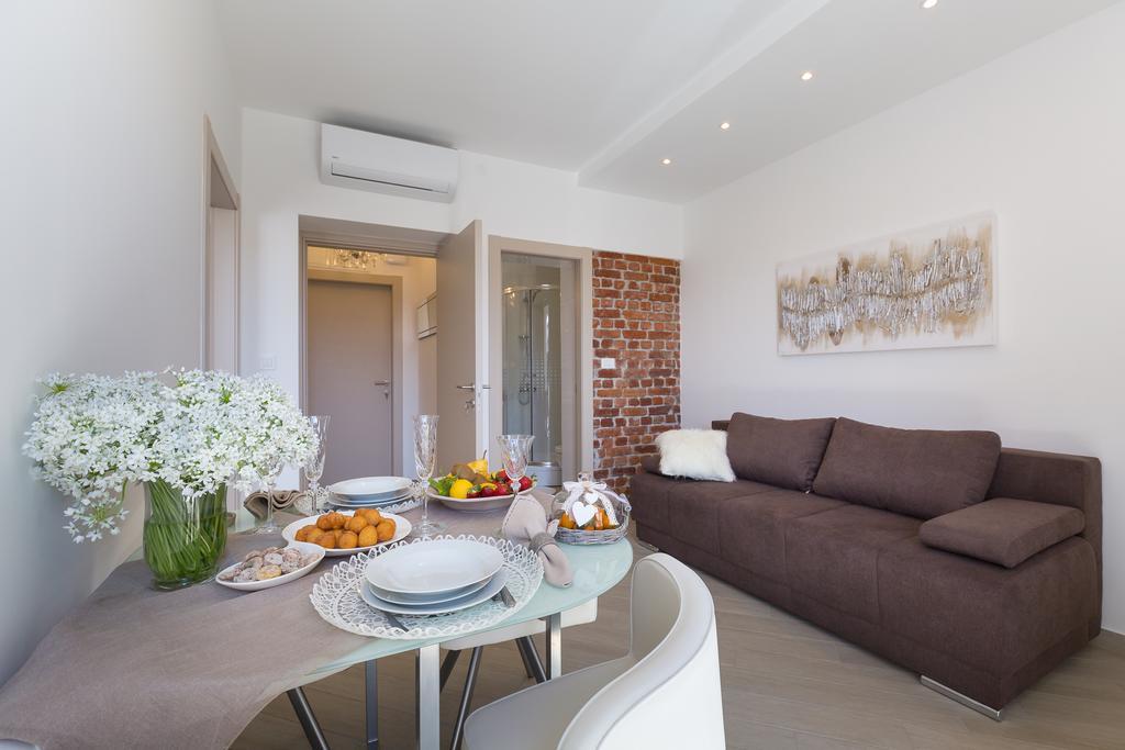 Central Boutique Apartments With Balconies, In Walking Distance To The Sea Zadar Exterior photo